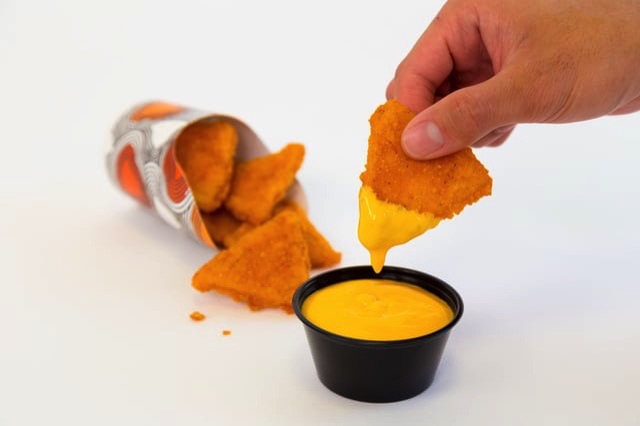 FAST FOOD NEWS: Taco Bell Naked Chicken Chips - The Impulsive Buy