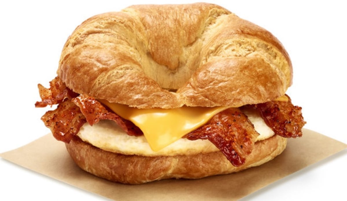 FAST FOOD NEWS Dunkin' Sweet BBQ Bacon Breakfast Sandwich The