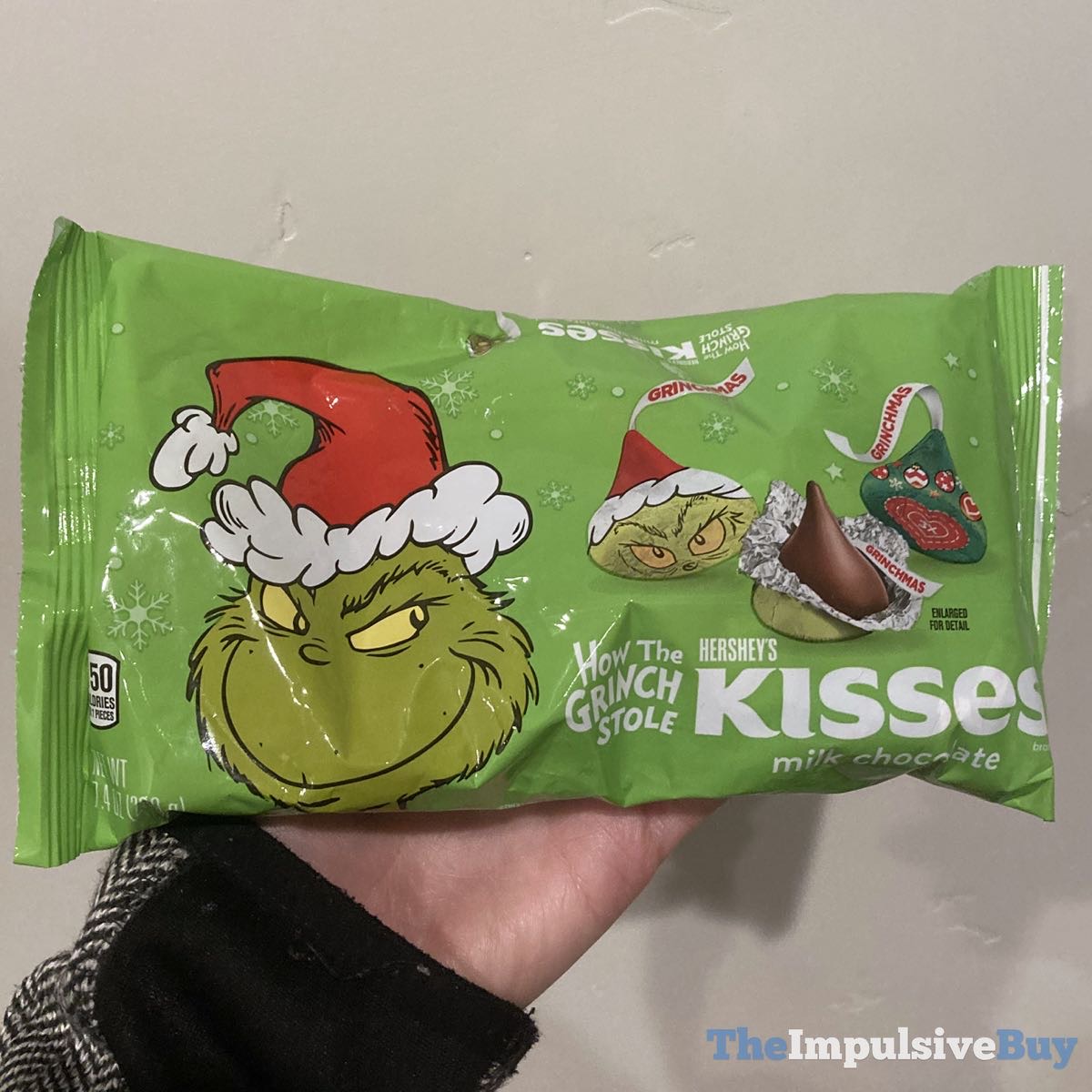 SPOTTED: Hershey's How The Grinch Stole Kisses - The Impulsive Buy