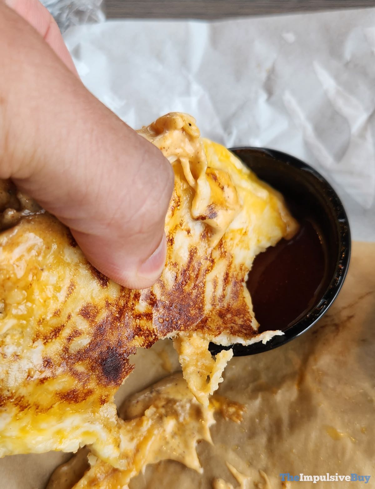 REVIEW: Taco Bell Shredded Beef Grilled Cheese Dipping Taco - The ...